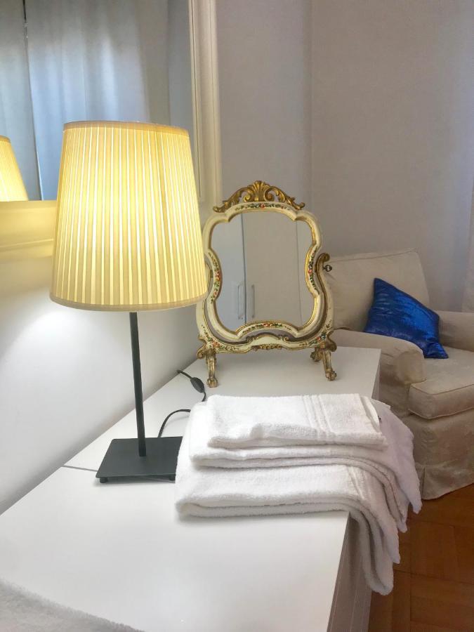 A Casa Di Sandro. Spazioso Appartamento Citycenter Padoue Extérieur photo